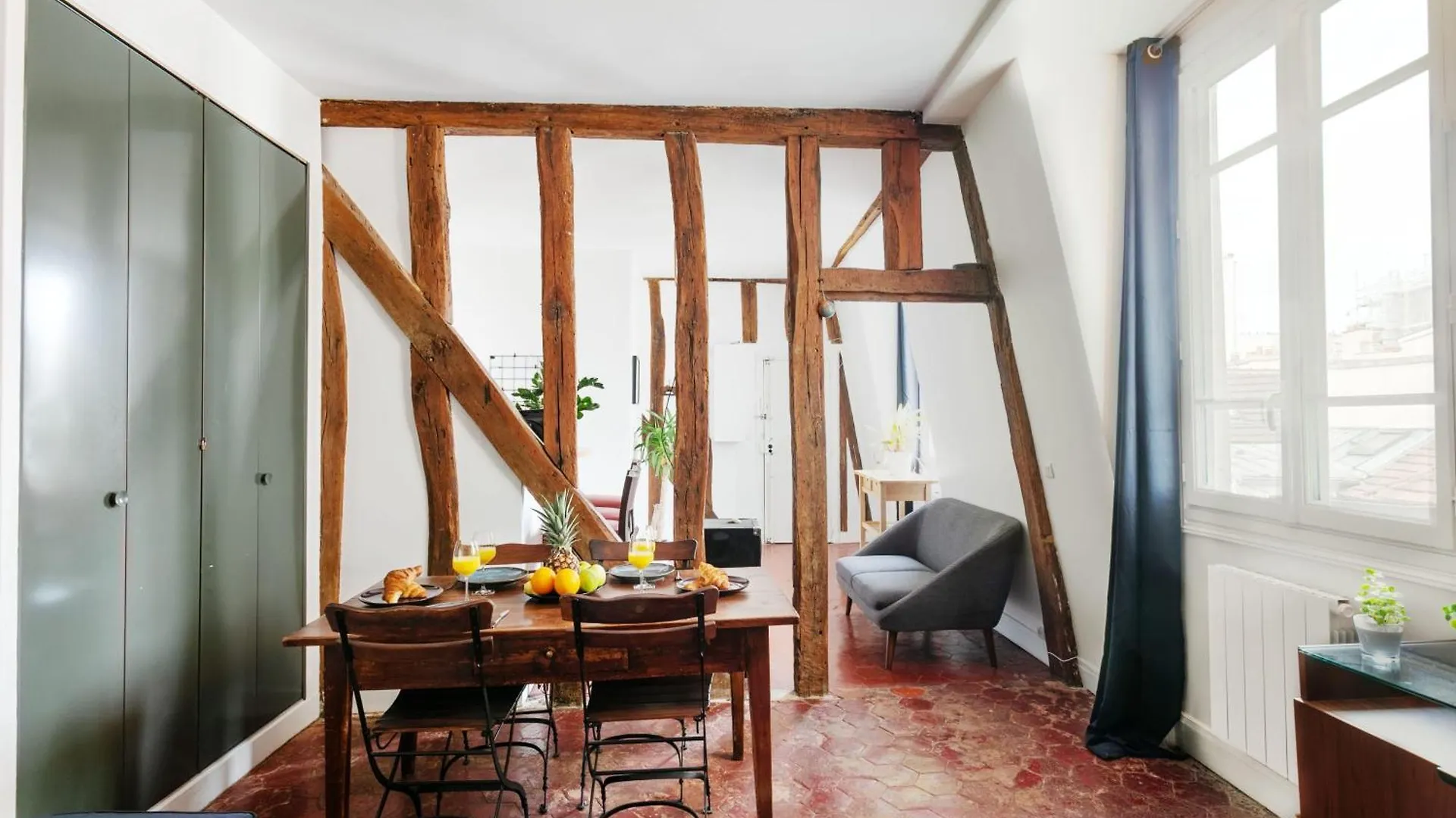 Bnbnova - Central Paris - Sentier - 1Br 0*,  France